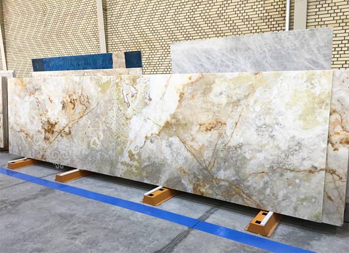 Onyx stone slab trade